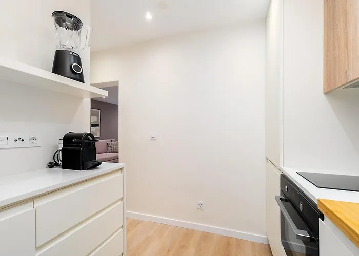 Whome Live From The Famous Street