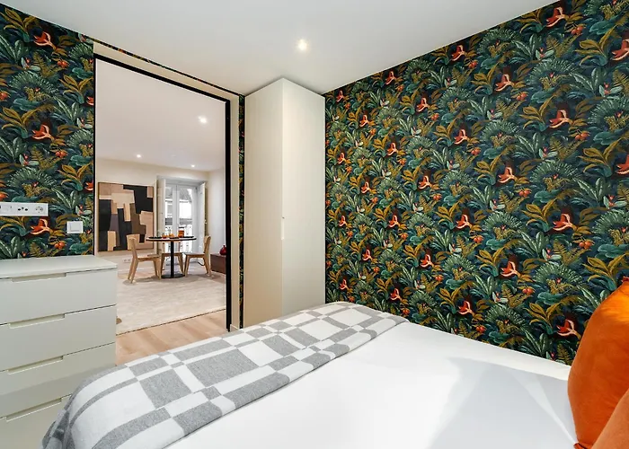 شقة Whome Live From The Famous Street